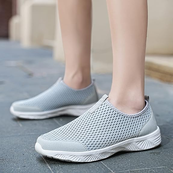 Men's Slip-On Walking Shoes